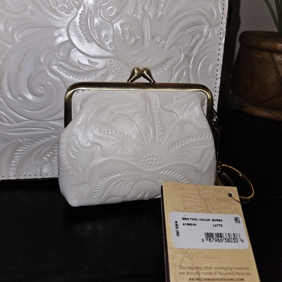 Patricia Naah Elegant White Embossed Bag Set Crossbody With Change Purse - Picture 2 of 13